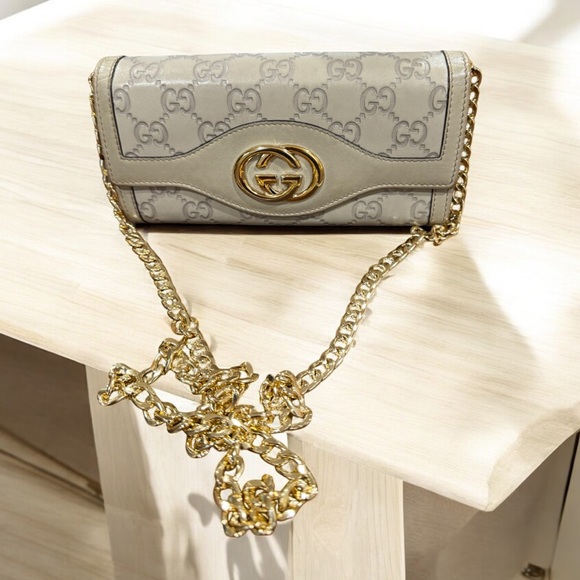 Gucci Ssima Interlocking GG logo bifold wallet - Picture 1 of 15